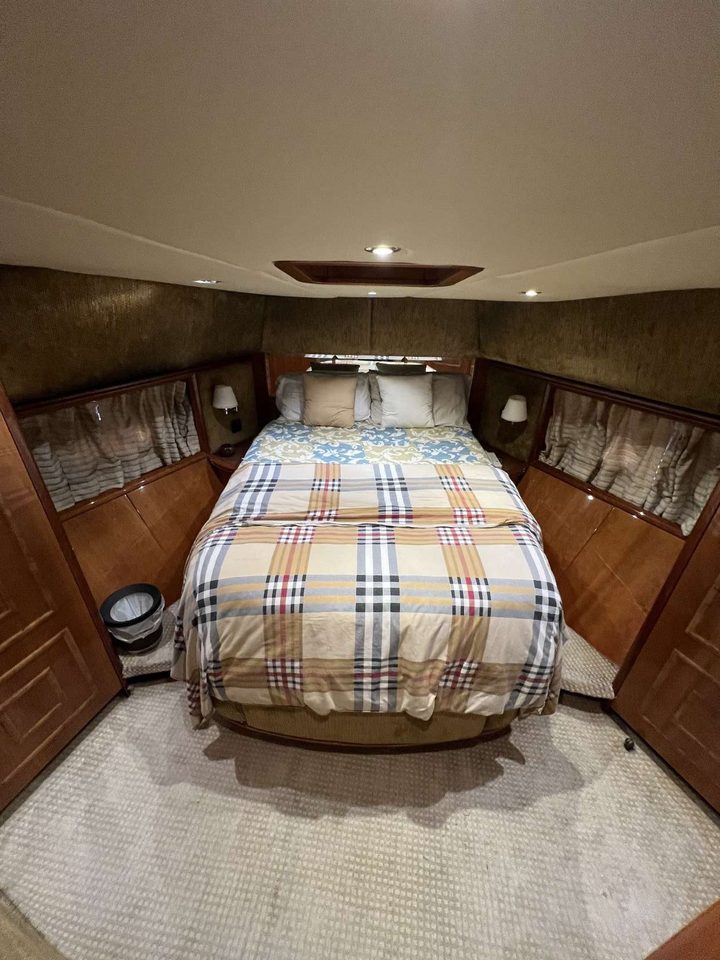 Photo 20 du yacht Majesty 66