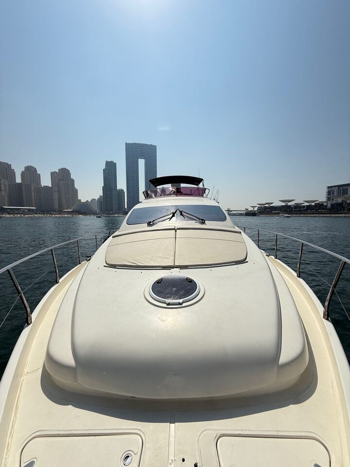 Luxury 64 yacht photo 11