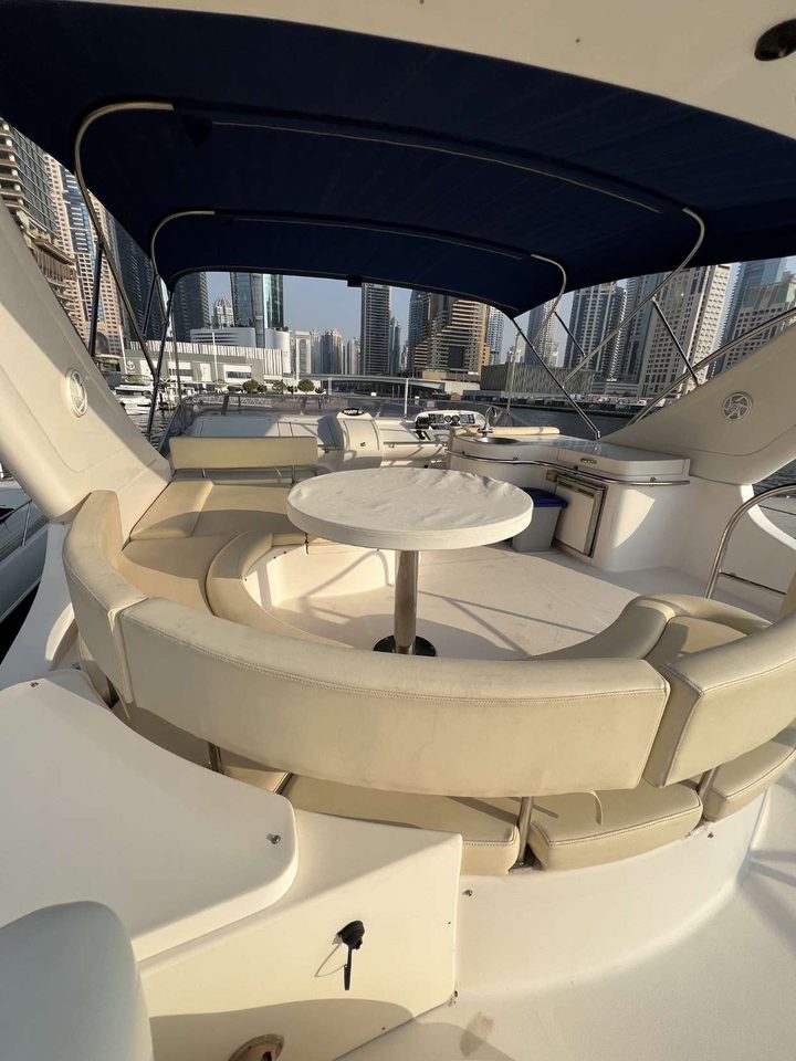 Photo 11 du yacht Majesty 66