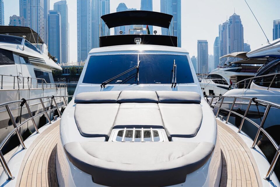 Foto 8 der Yacht Luxury 60
