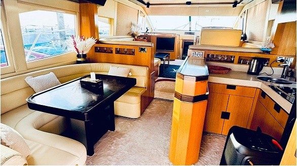Majesty 56 yacht for rent in Dubai