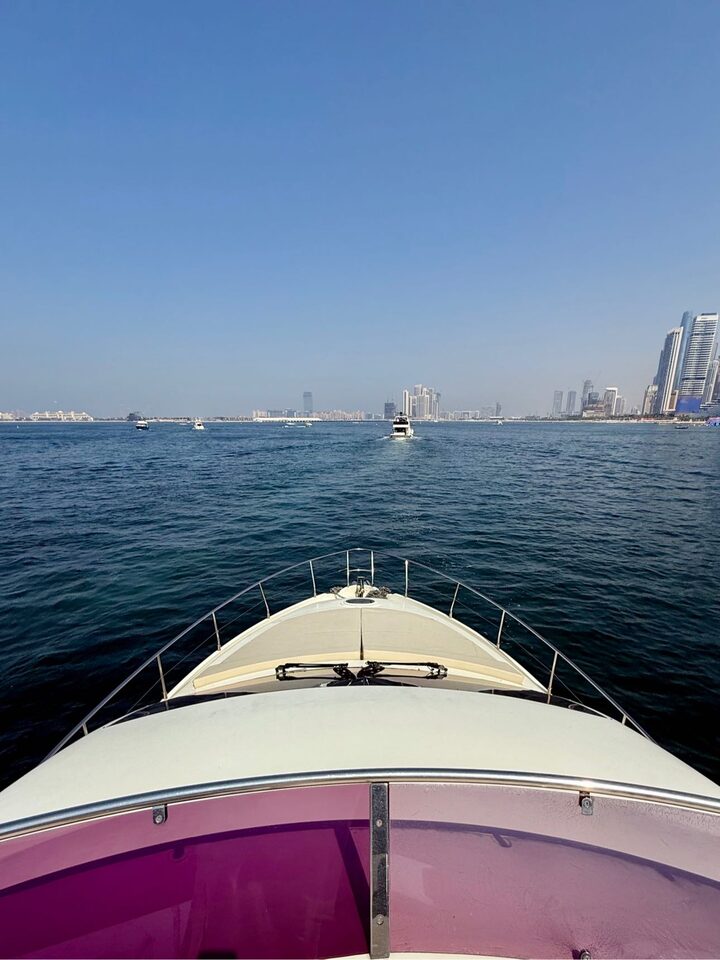 Luxury 64 yacht photo 9