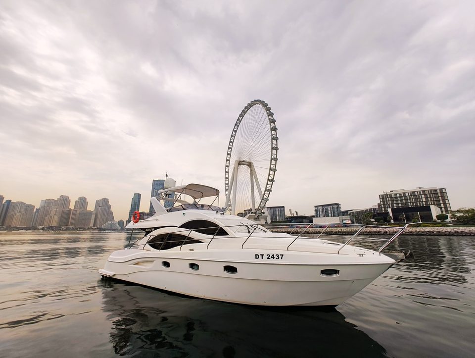 Majesty 50 yacht for rent in Dubai