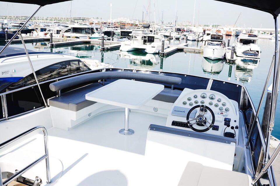 Foto 9 der Yacht Luxury 60