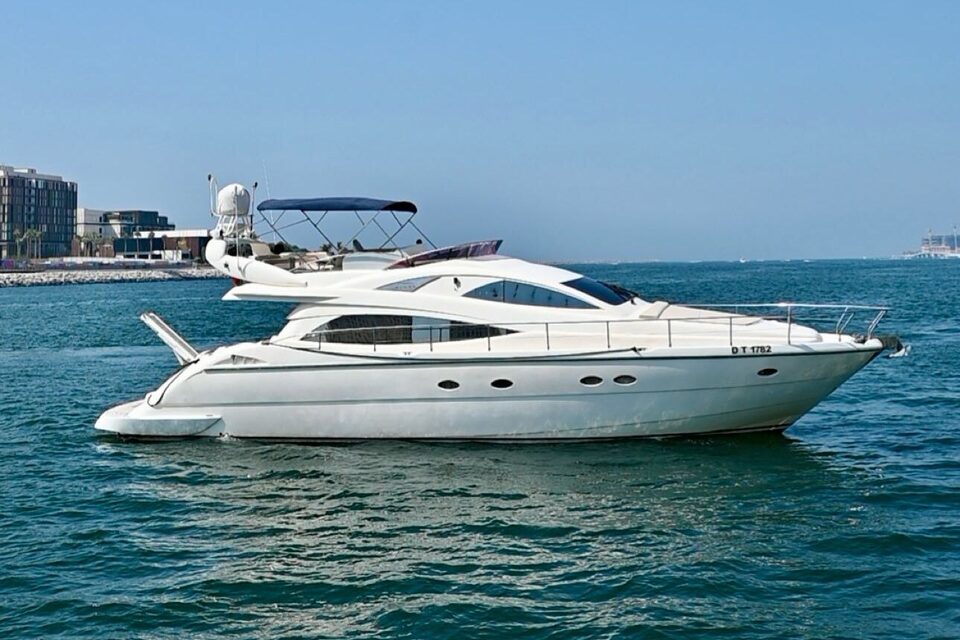Luxury 64 yacht photo 1