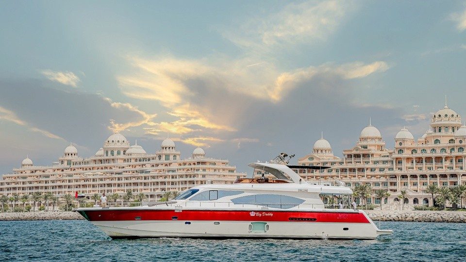 Big Daddy 90 yacht for rent in Dubai