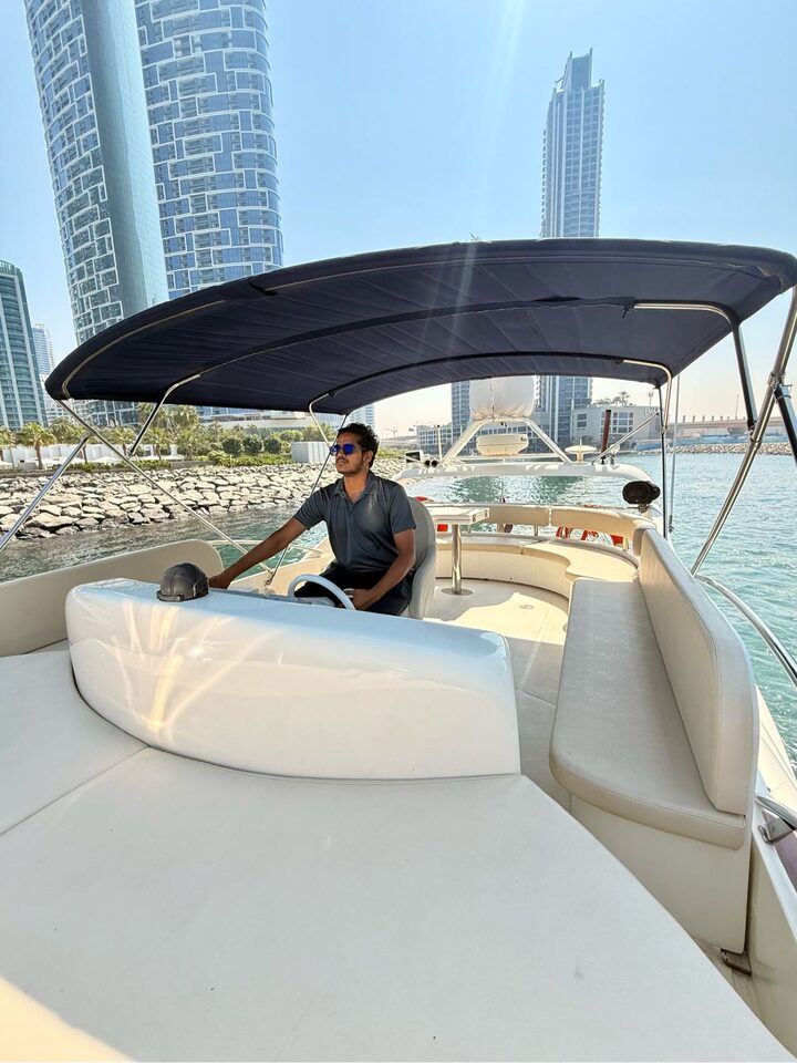 Luxury 64 yacht photo 19