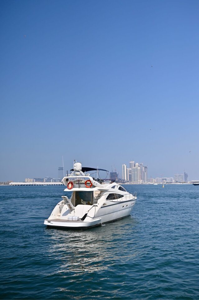 Luxury 64 yacht photo 5